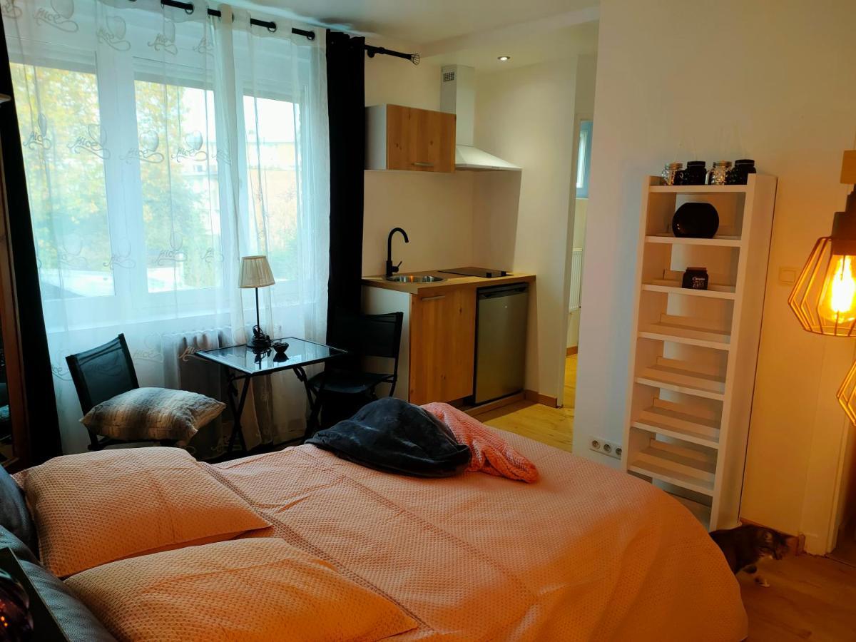 Ferienwohnung Chez Jeanne Villeneuve-d’Ascq Exterior foto